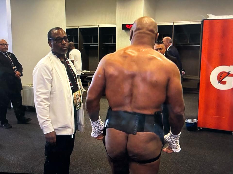 mike tyson butt meme